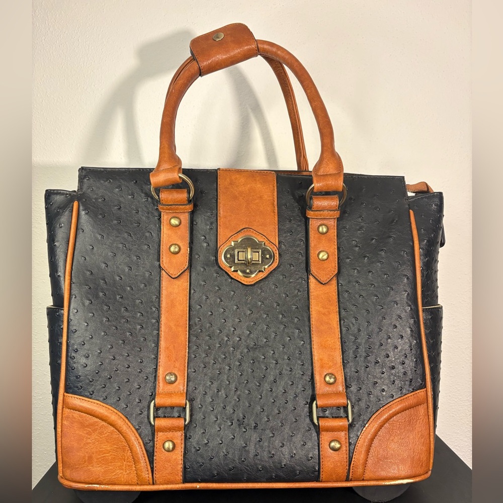 Chic Black and Tan Travel Bag